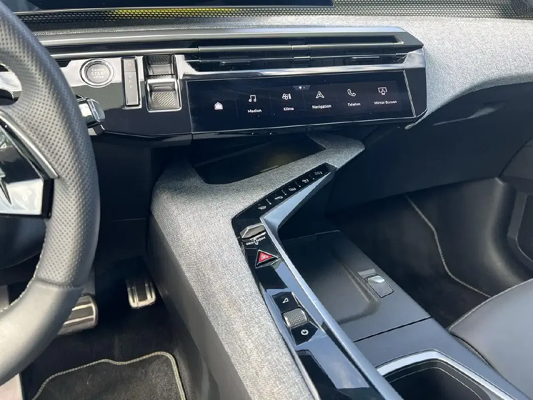 Peugeot 3008 - Thumbnail 18