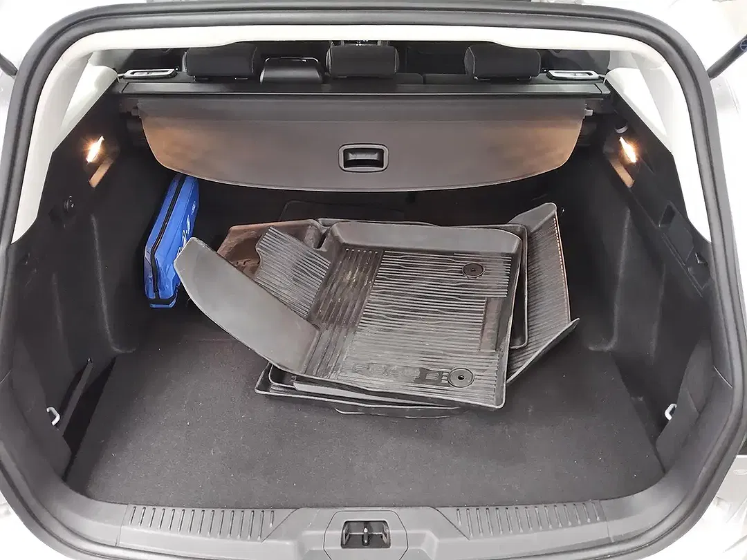 Ford Focus - Thumbnail 6