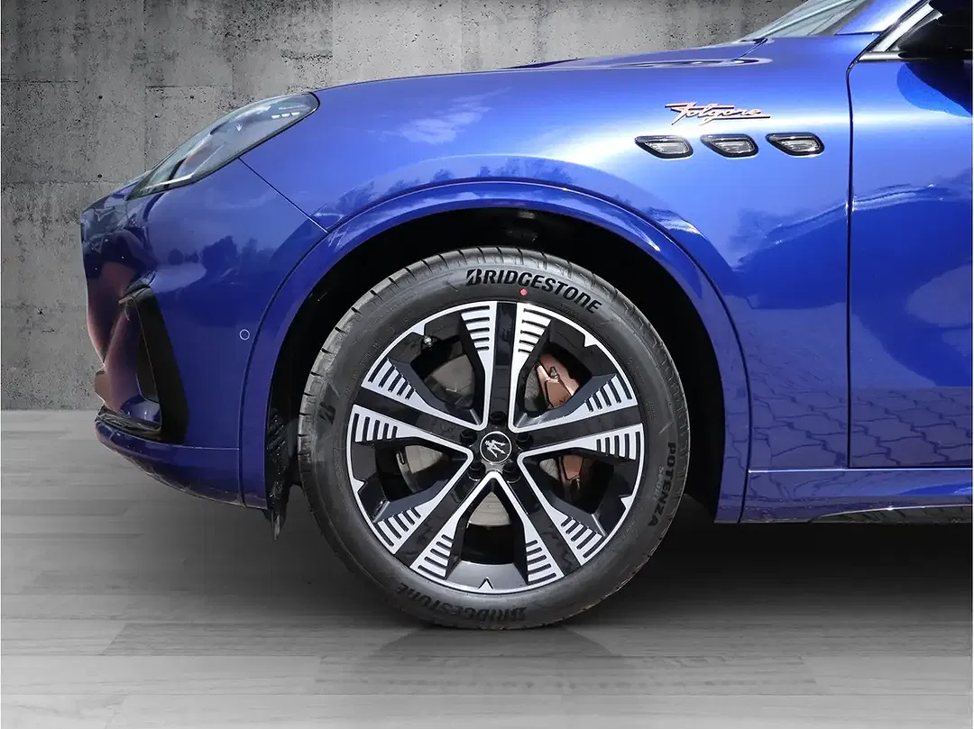 Maserati Grecale - Thumbnail 11