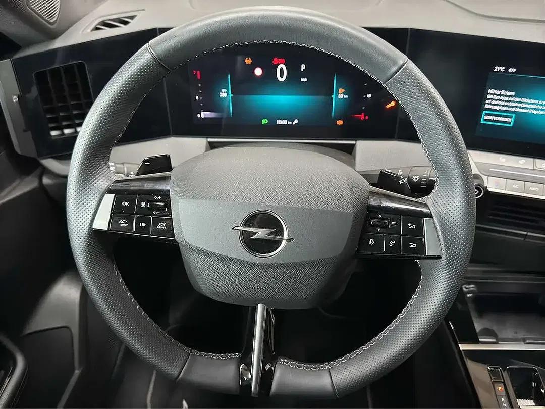 Opel Astra - Thumbnail 5