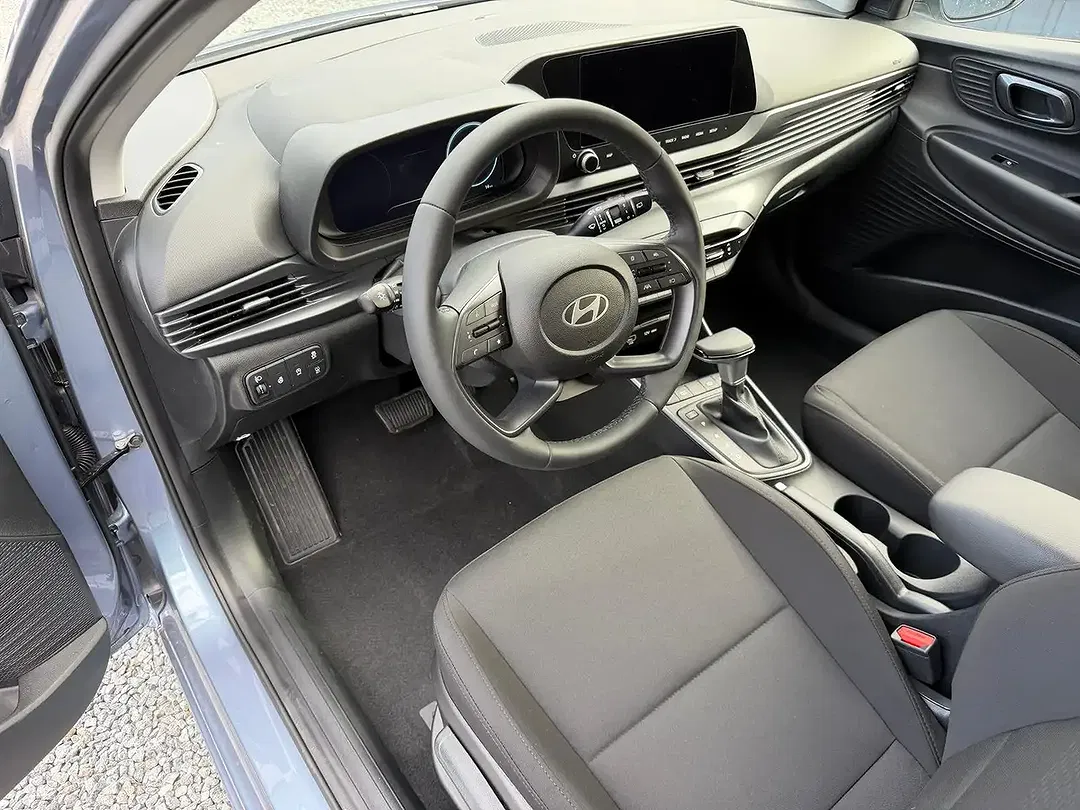 Hyundai i20 - Thumbnail 9