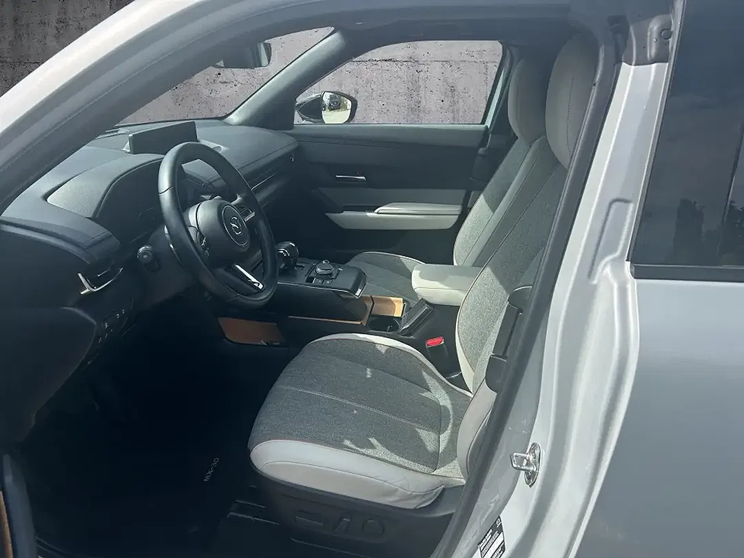 Mazda MX-30 - Thumbnail 8