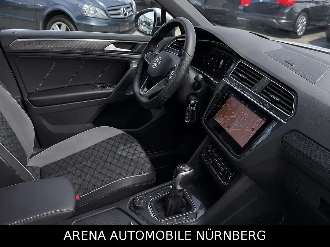 Volkswagen Tiguan - Thumbnail 13