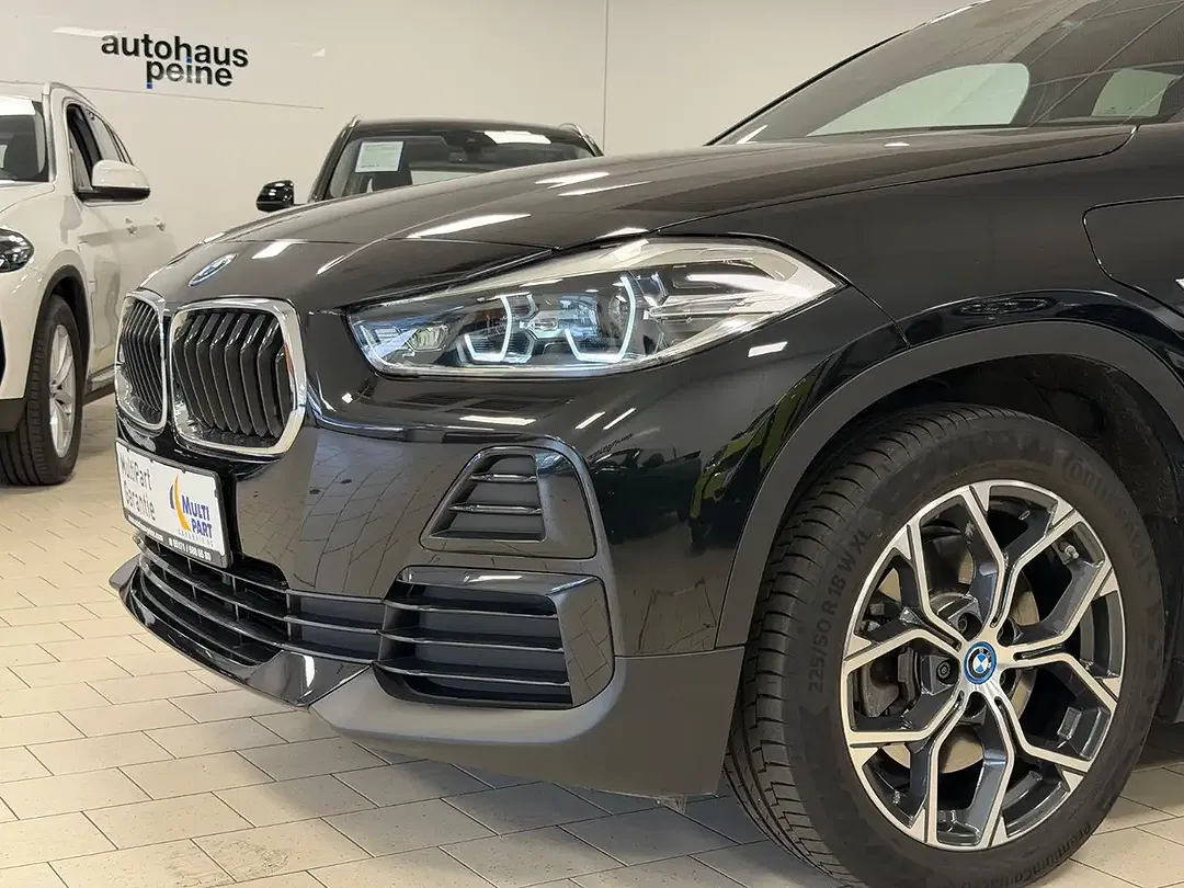 BMW X2 - Thumbnail 6