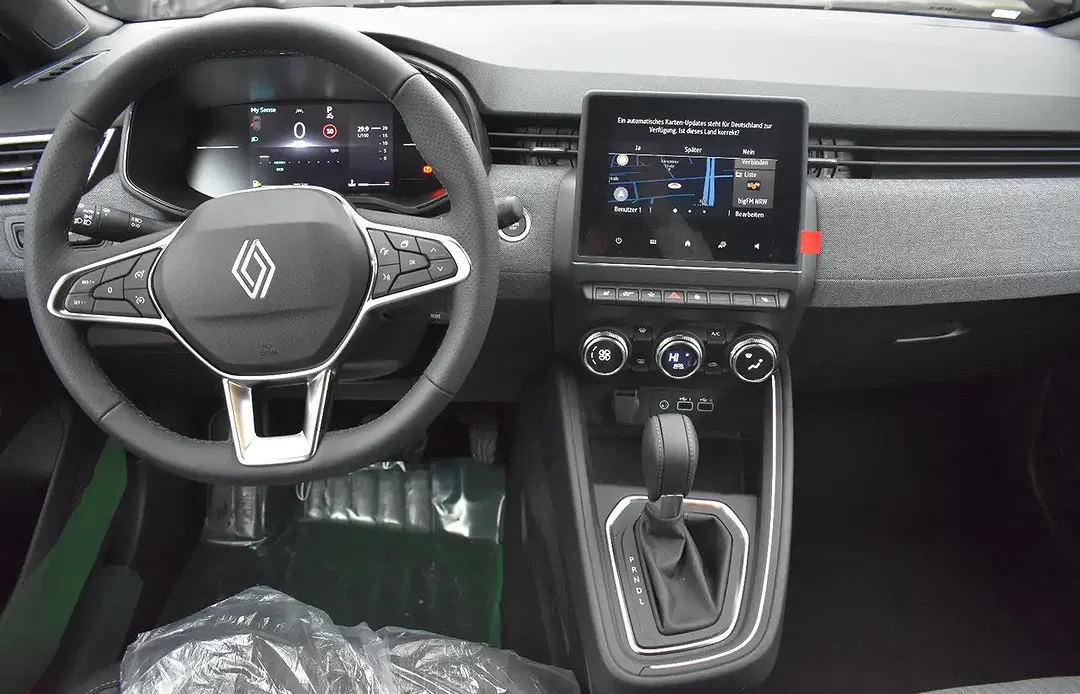 Renault Clio - Thumbnail 13