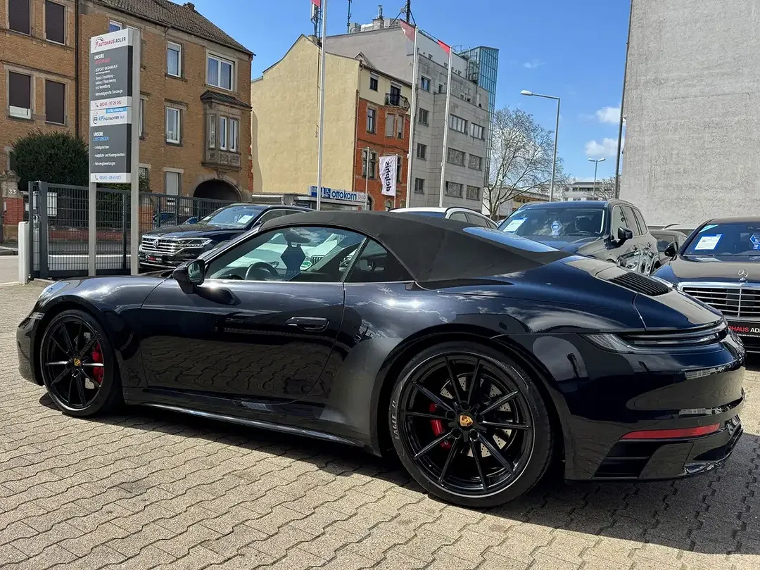 Porsche 911 - Thumbnail 12