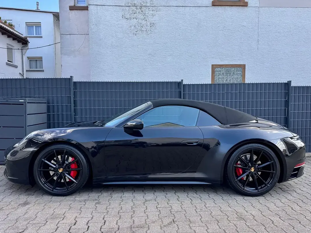 Porsche 911 - Thumbnail 9