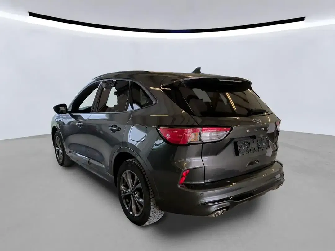 Ford Kuga - Thumbnail 3