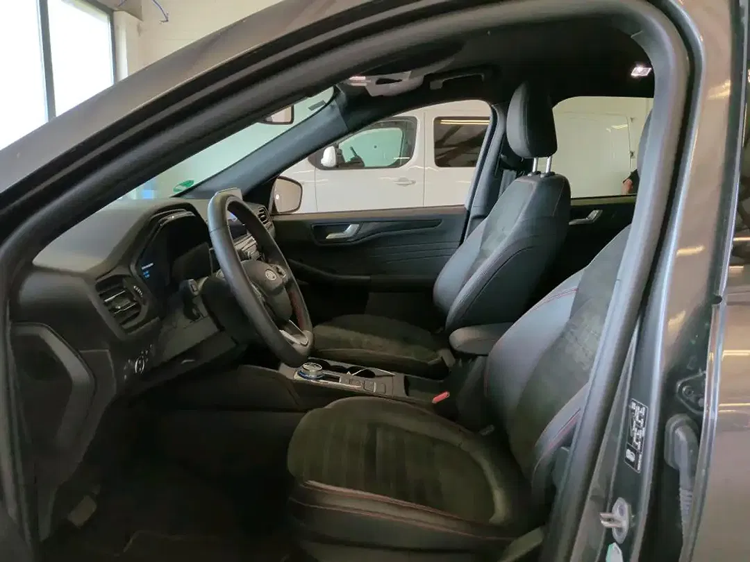 Ford Kuga - Thumbnail 8