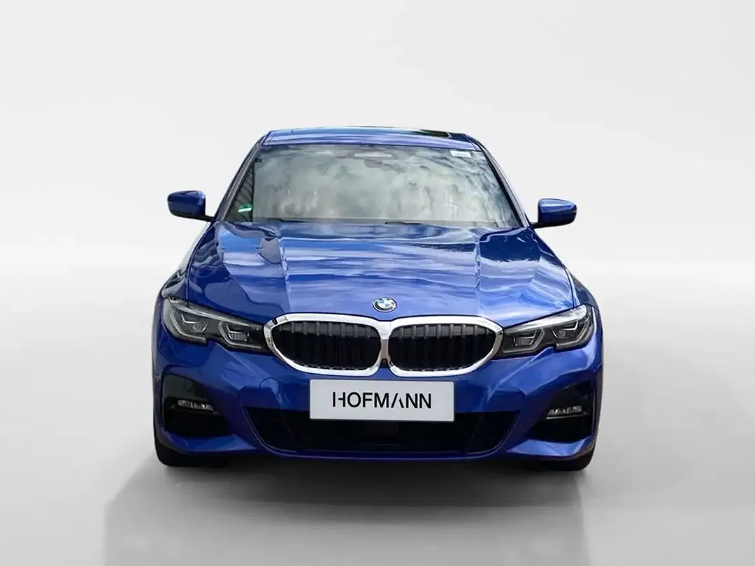 BMW 330 - Thumbnail 2