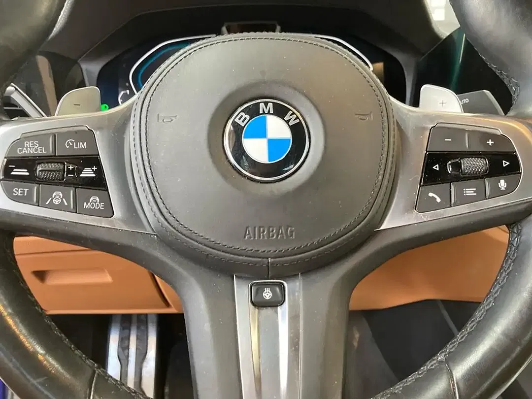BMW 330 - Thumbnail 9