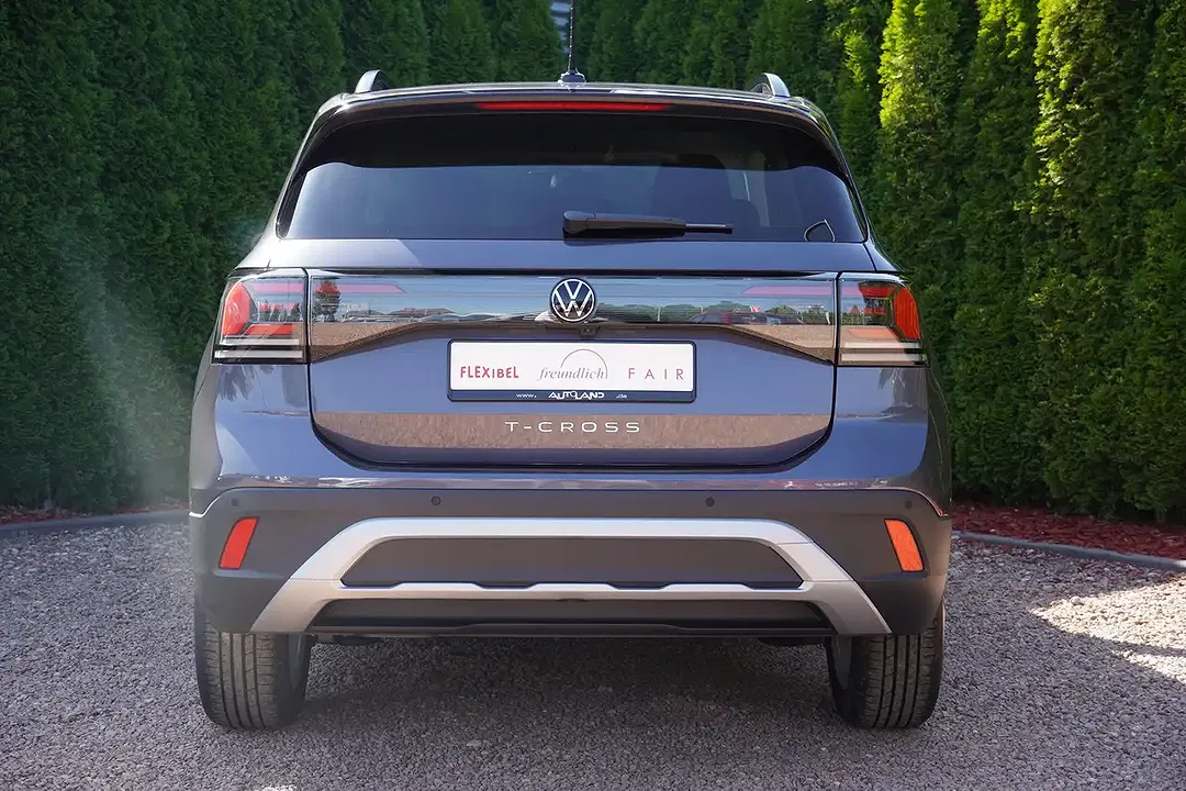 Volkswagen T-Cross - Thumbnail 3