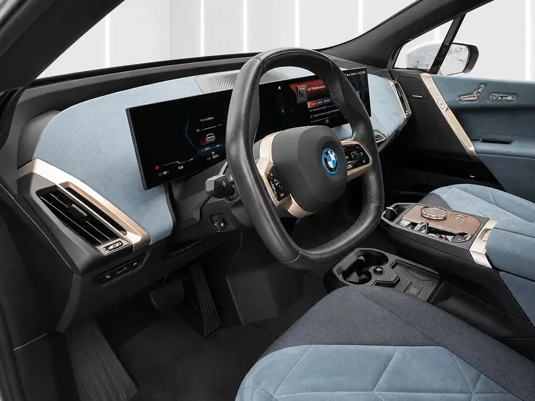 BMW iX - Thumbnail 7