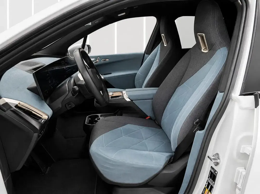 BMW iX - Thumbnail 8