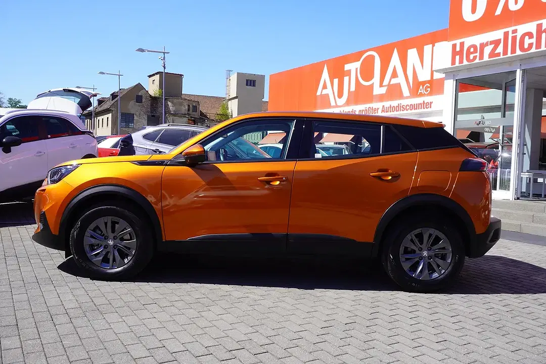 Peugeot 2008 AUT Active Pack - foto 2