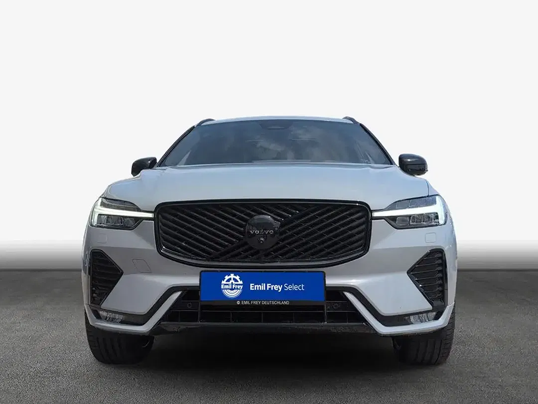Volvo XC60 - Thumbnail 3