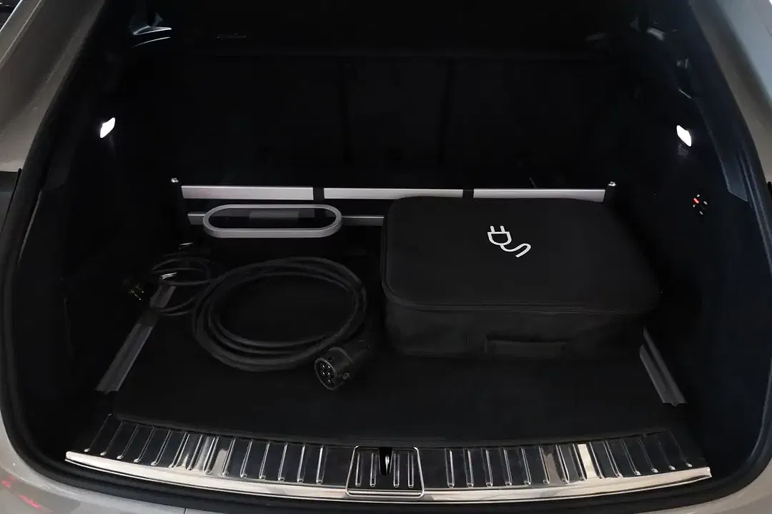 Porsche Cayenne - Thumbnail 9