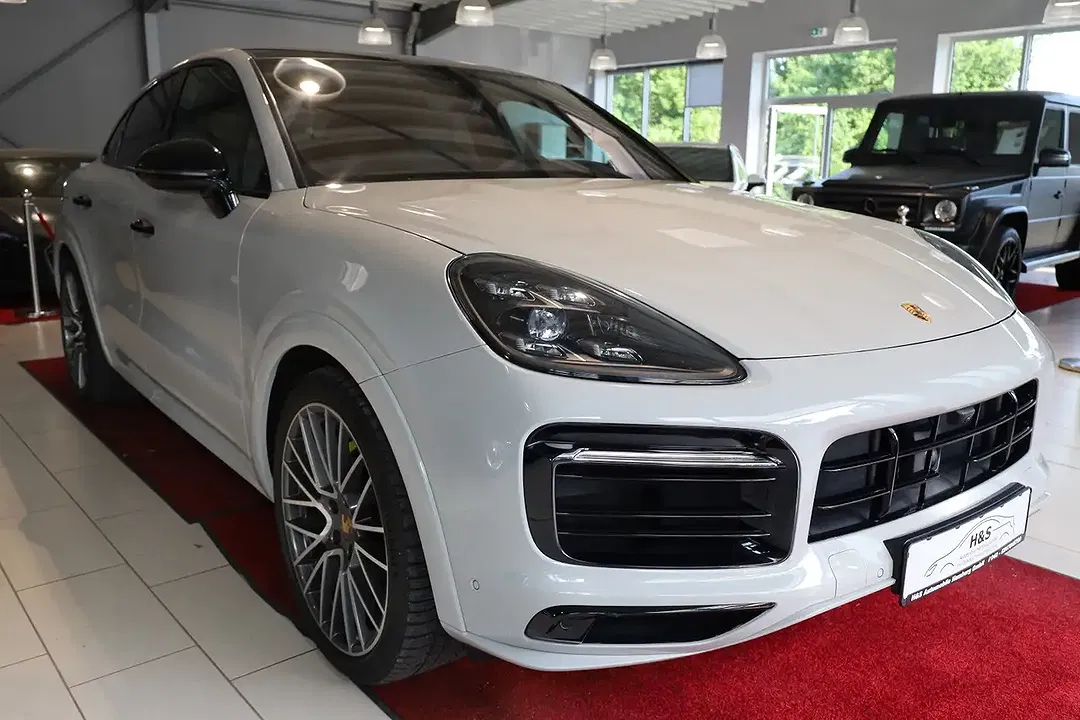 Porsche Cayenne - Thumbnail 7