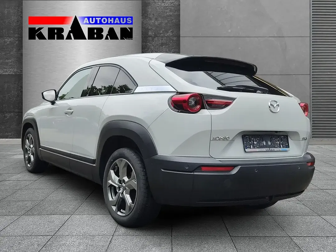 Mazda MX-30 - Thumbnail 4