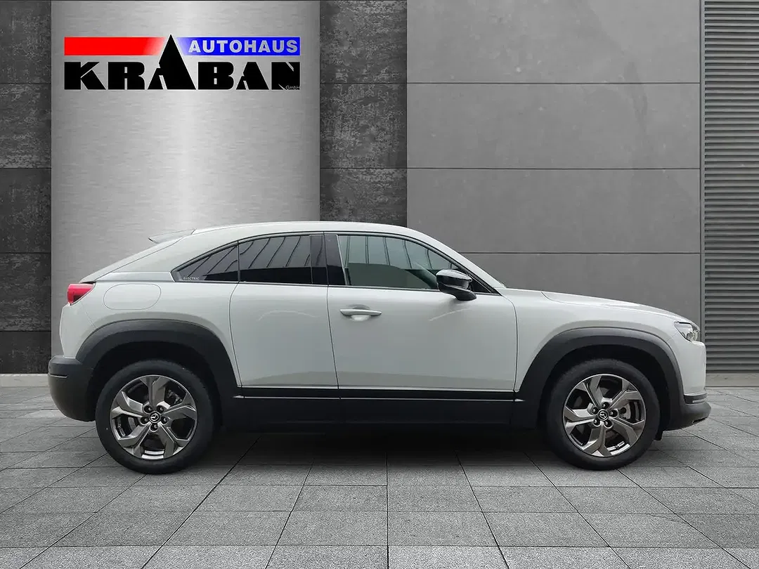 Mazda MX-30 - Thumbnail 6