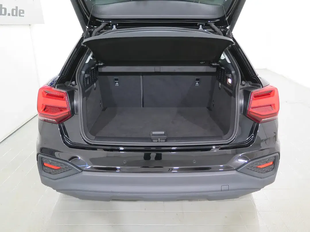 Audi Q2 - Thumbnail 5