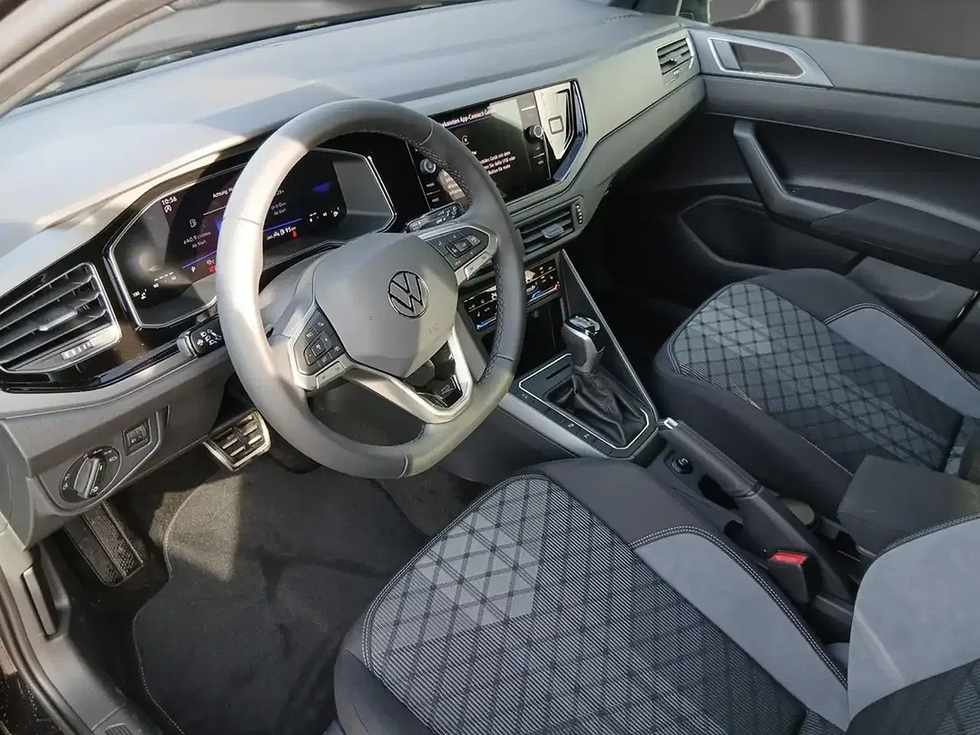 Volkswagen Polo - Thumbnail 9