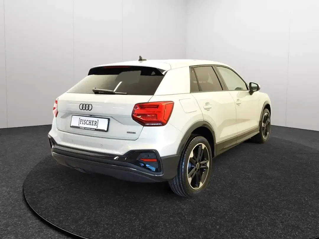 Audi Q2 - Thumbnail 4