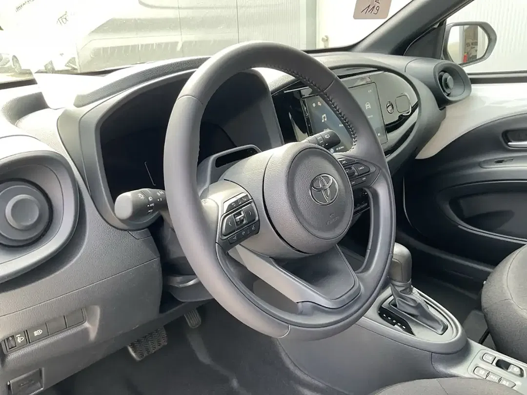 Toyota Aygo X - Thumbnail 9