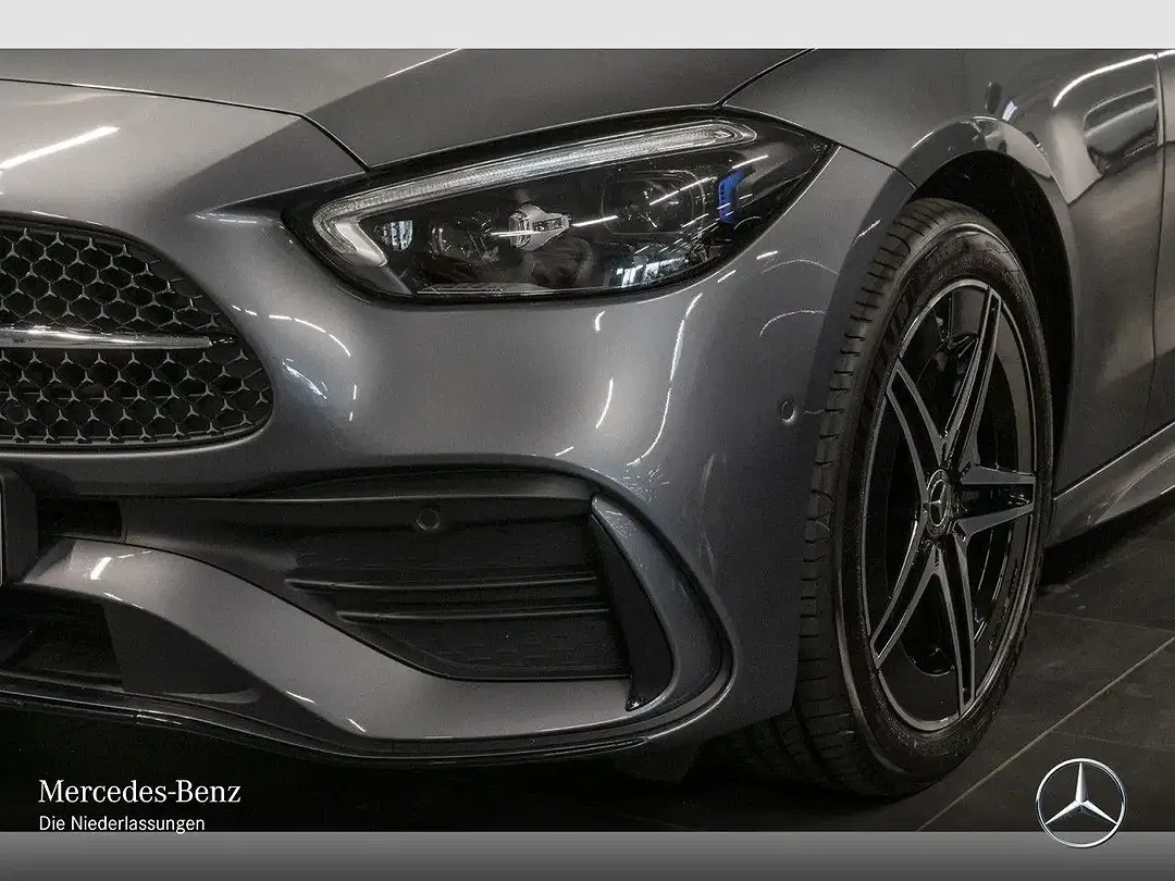 Mercedes-Benz C 300 - Thumbnail 4