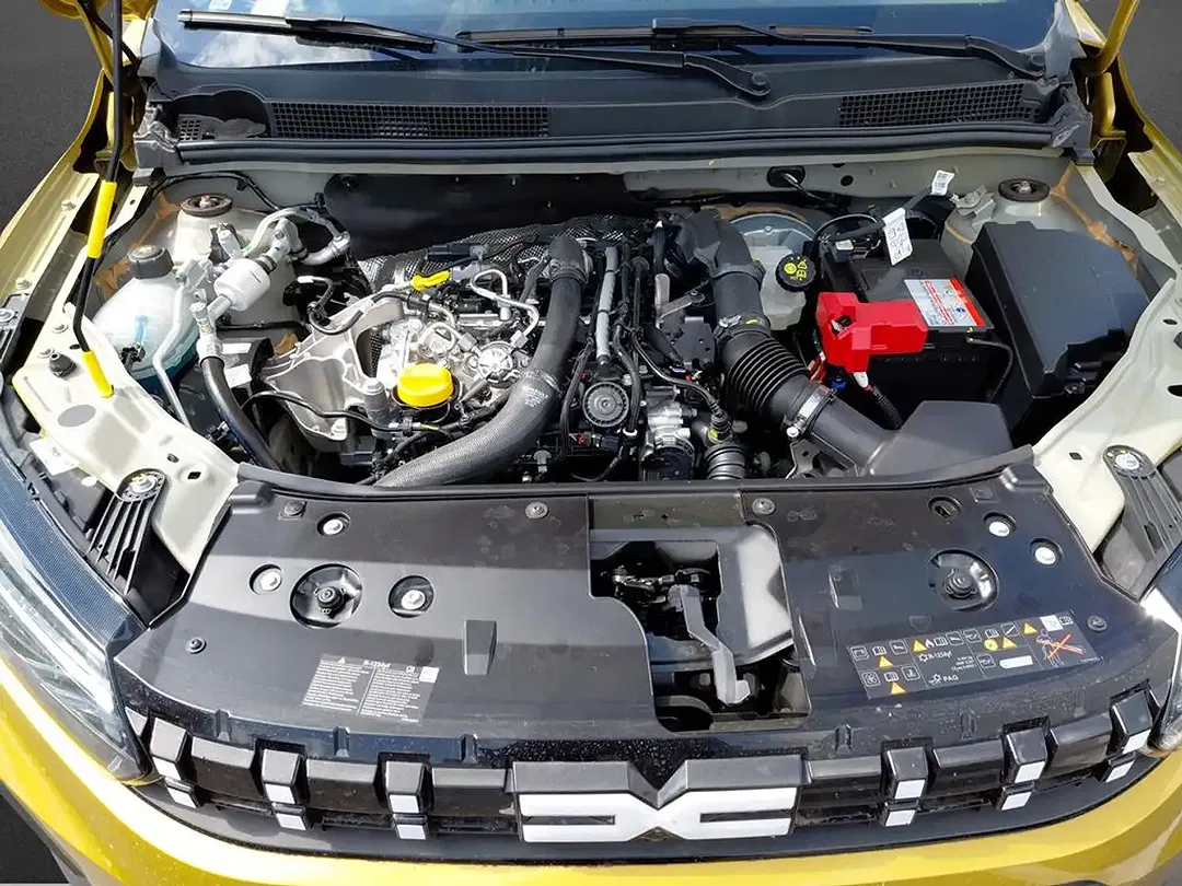 Dacia Sandero - Thumbnail 3