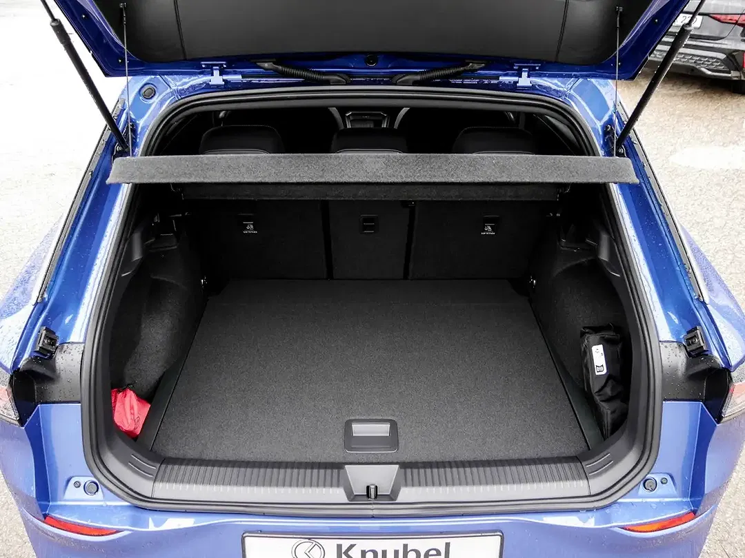 Volkswagen T-Roc - Thumbnail 12