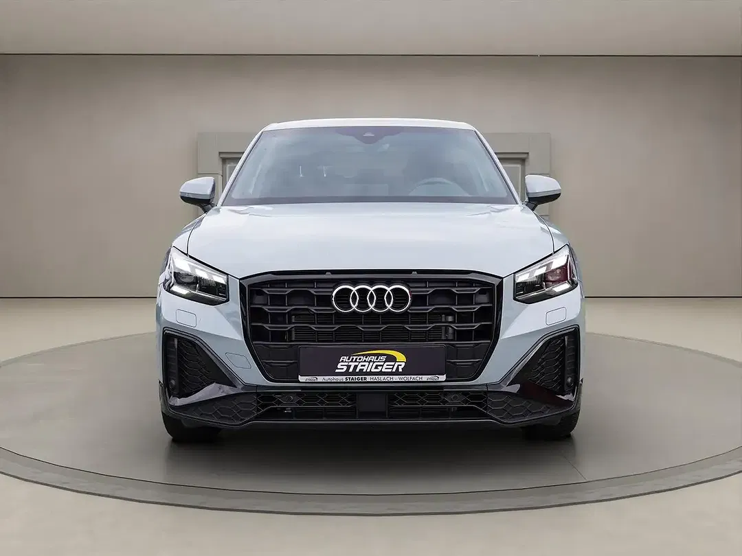 Audi Q2 35 TFSI Matrix LED S line - foto 1