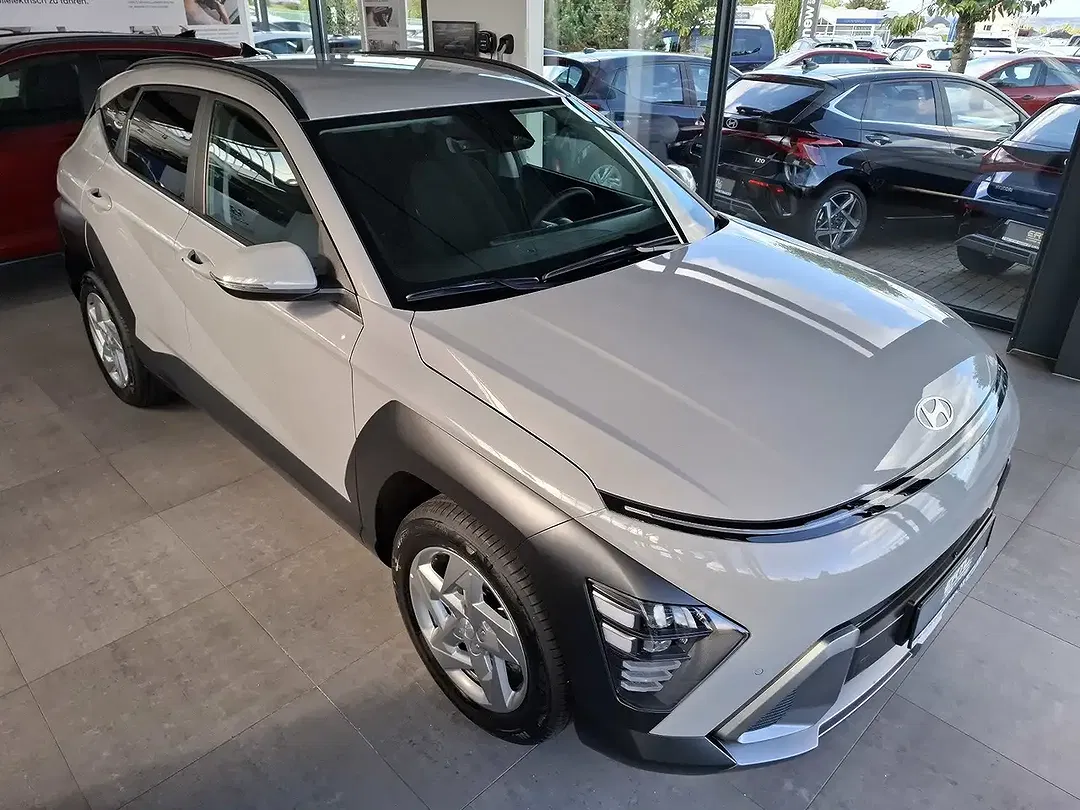 Hyundai KONA - Thumbnail 3