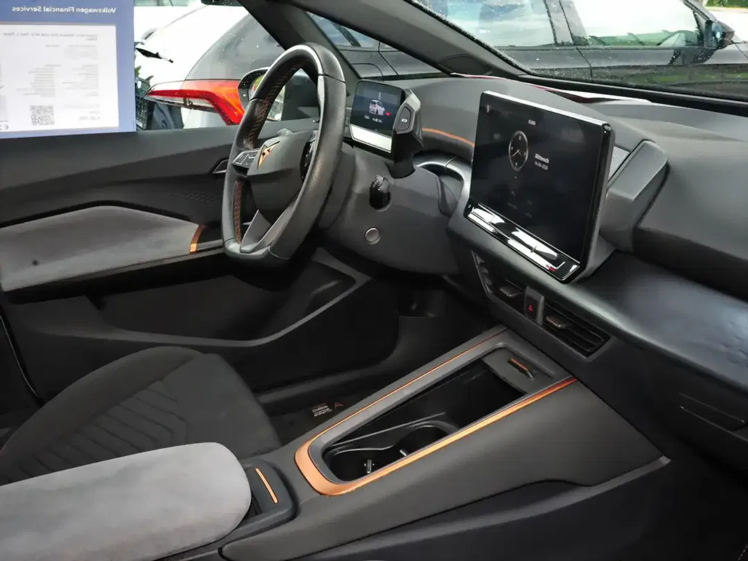 CUPRA Born - Thumbnail 6