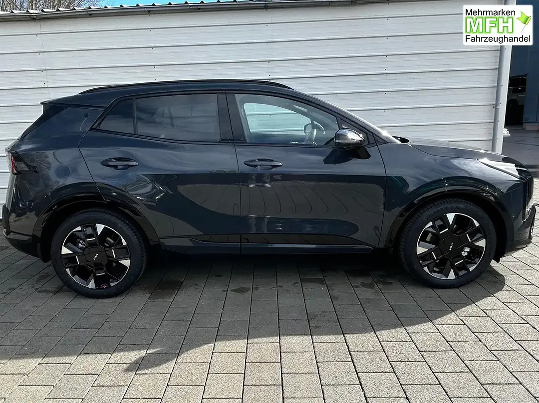 Kia Sportage - Thumbnail 3