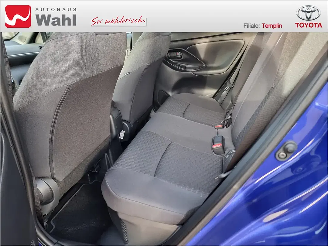 Toyota Yaris Cross - Thumbnail 12