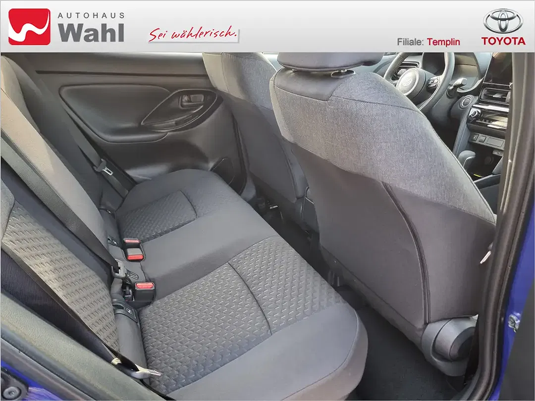 Toyota Yaris Cross - Thumbnail 8
