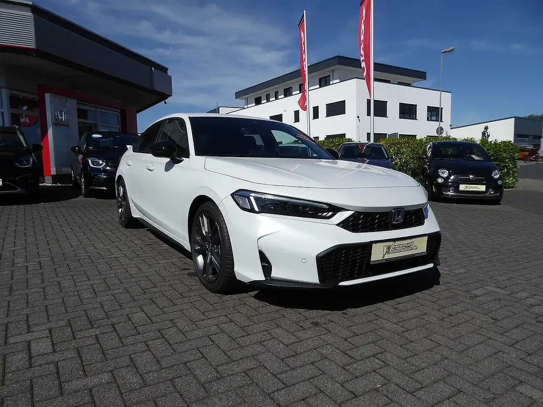 Honda Civic - Thumbnail 1