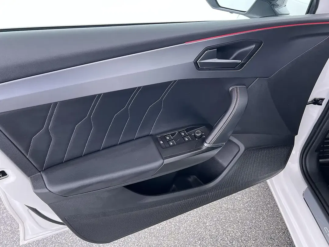 CUPRA Leon - Thumbnail 11