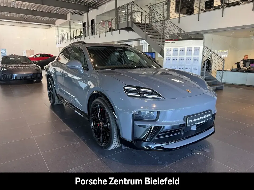 Porsche Macan - Thumbnail 8