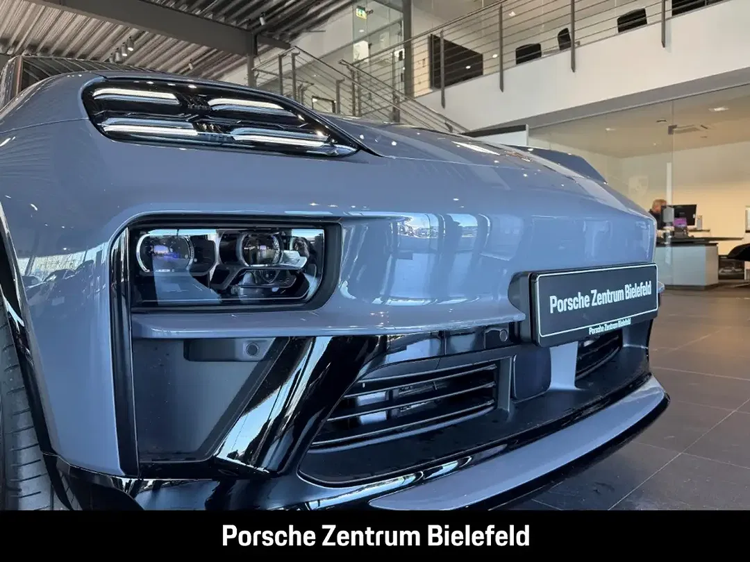 Porsche Macan - Thumbnail 9