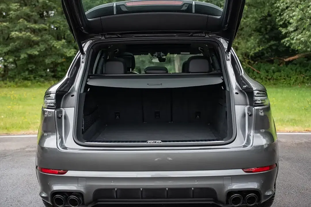Porsche Cayenne - Thumbnail 12