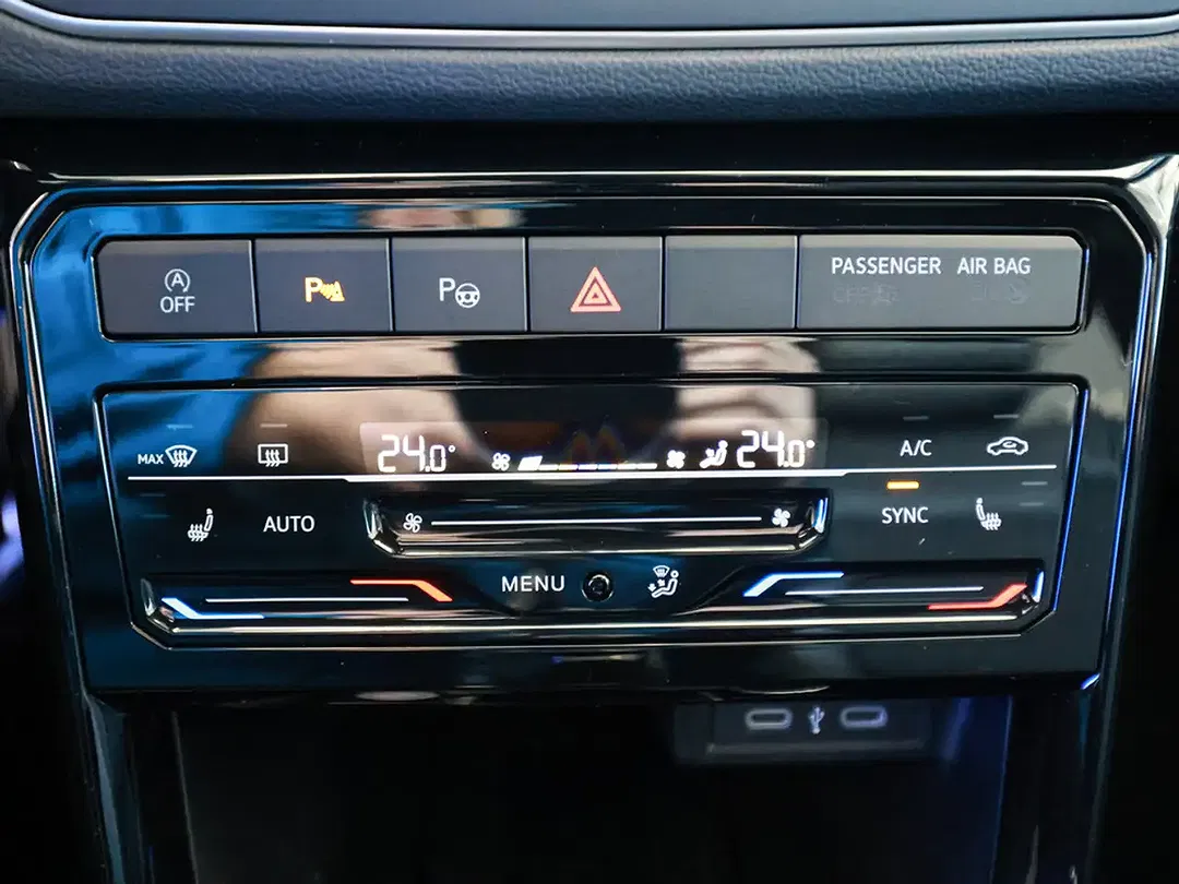 Volkswagen T-Cross - Thumbnail 13
