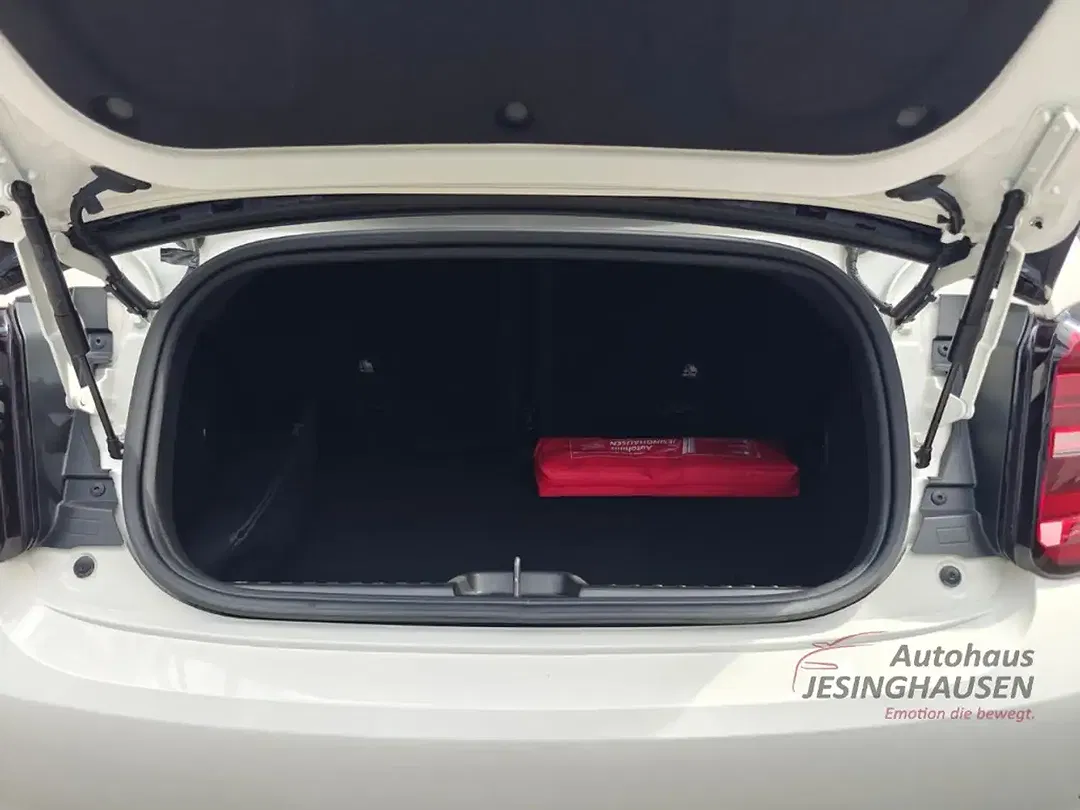 Fiat 500e - Thumbnail 9