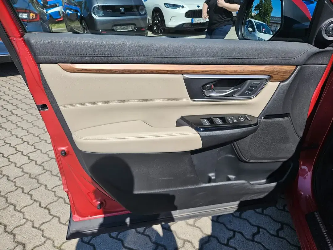 Honda CR-V - Thumbnail 4