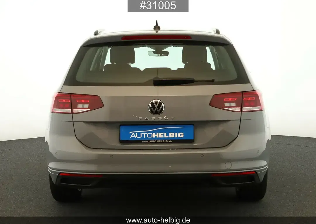 Volkswagen Passat Variant - Thumbnail 4