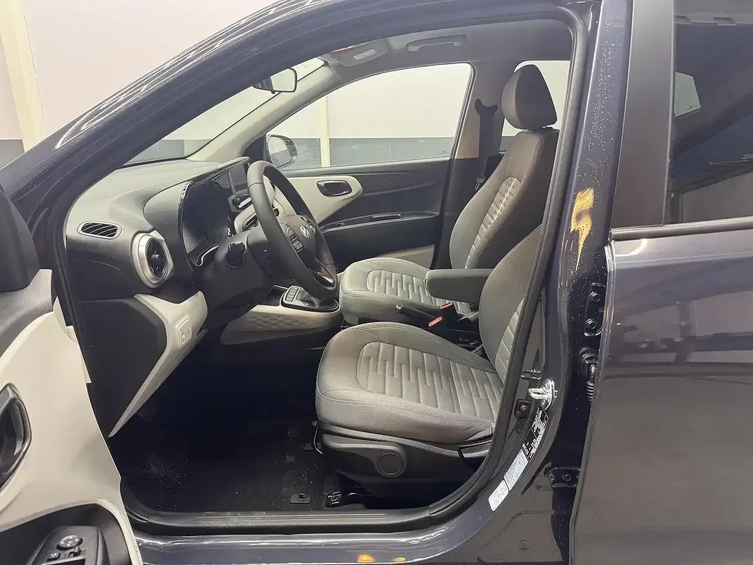 Hyundai i10 - Thumbnail 6