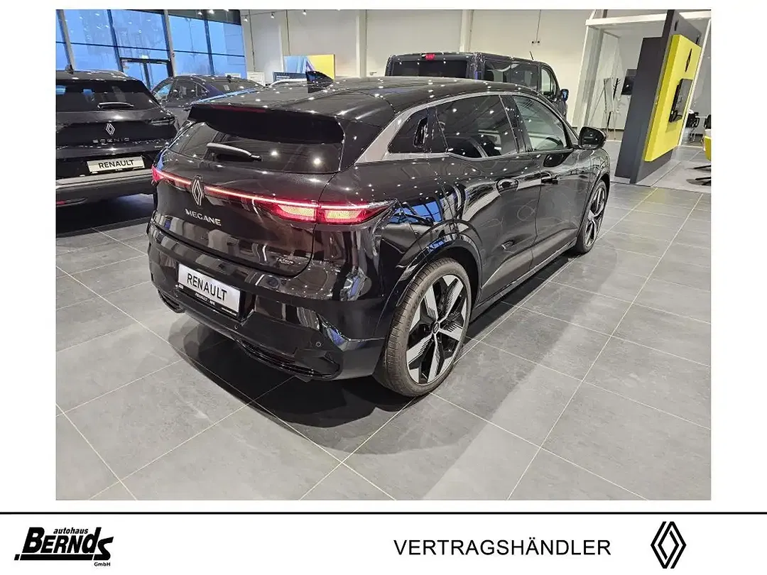 Renault Megane E-Tech - Thumbnail 6