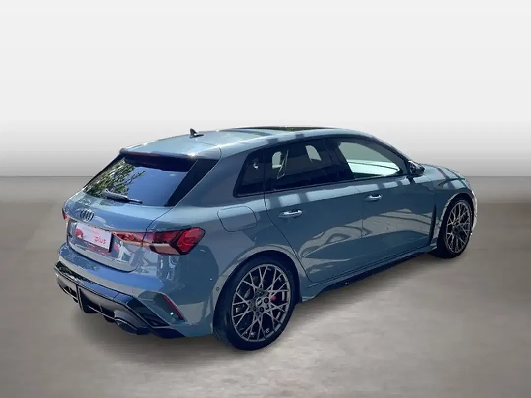 Audi RS3 - Thumbnail 5