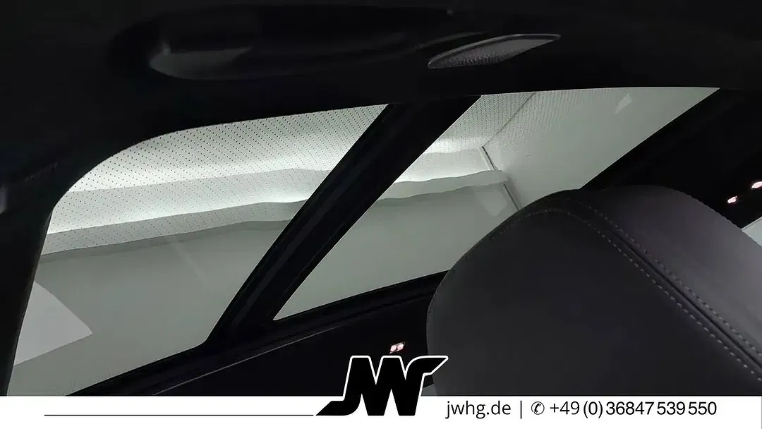 BMW X7 - Thumbnail 3